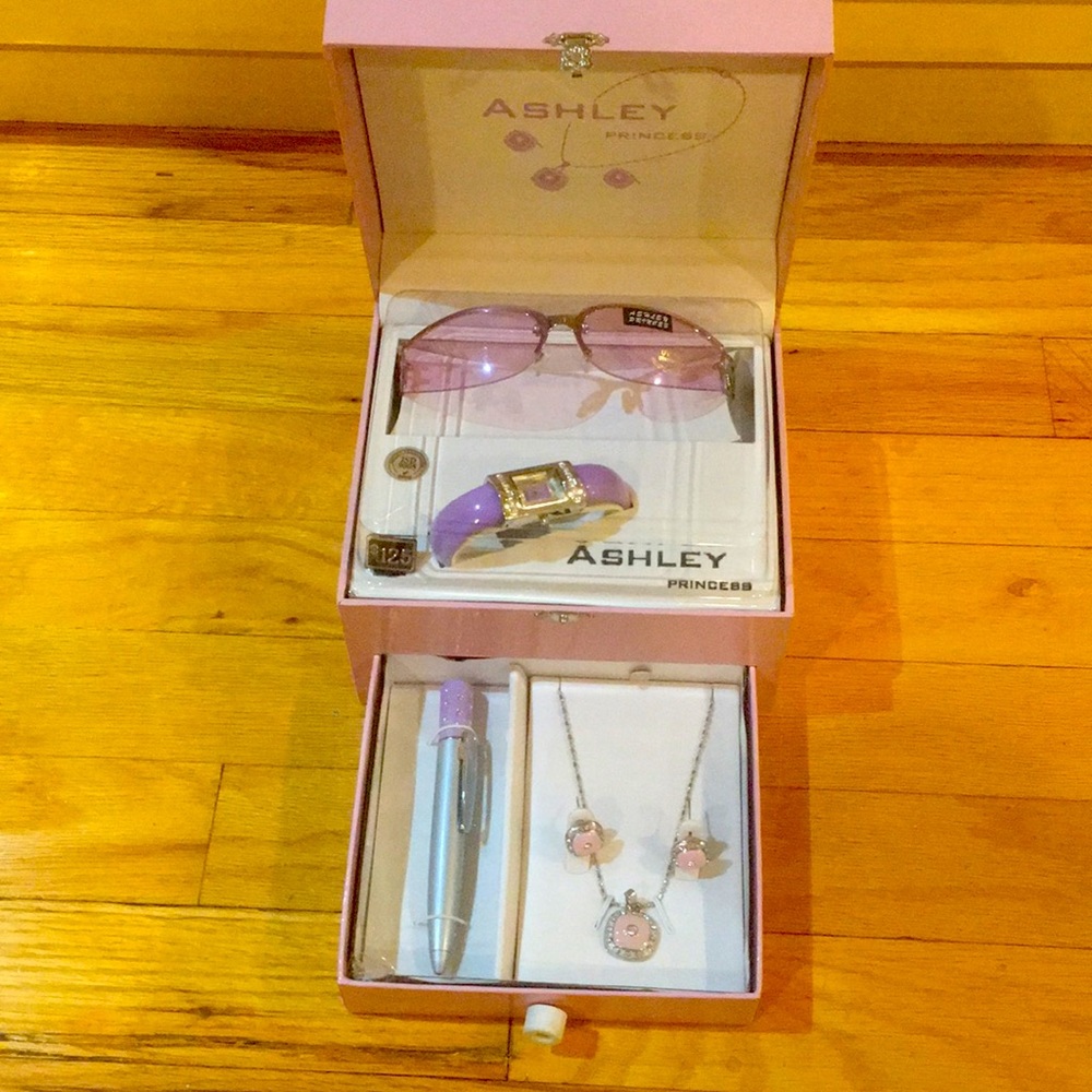 Ashley Princess 5 piece set💗
